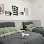 Ipoh Guest House 8-9 Pax